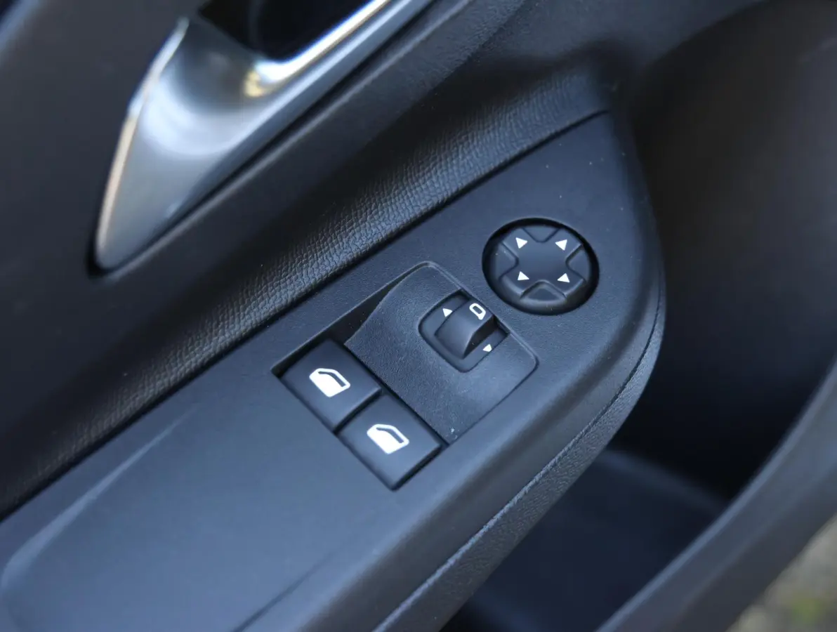 1.2 100pk Edition | Navigatie | Airco | Parkeersensoren