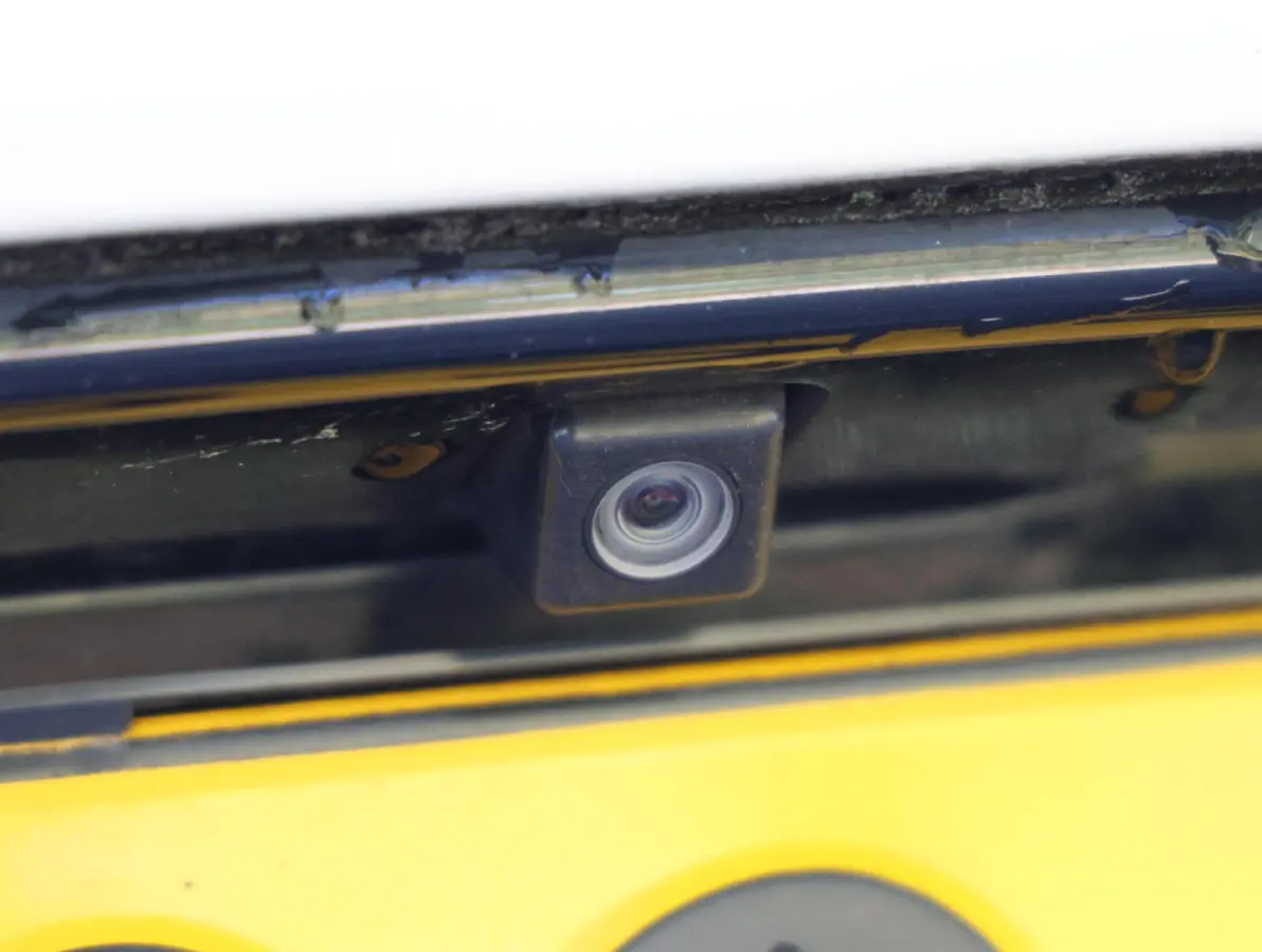 1.0 69pk X-Play | Navigatie | Camera | Airco | Bluetooth