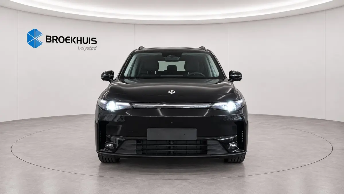 Design ProMax 81.9 kWh | Audio installatie | Cruise control adaptief met Stop&Go en stuurhulp | Dodehoek detectie