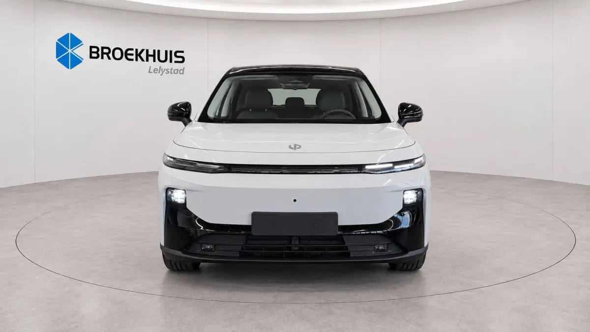 Design ProMax 67.1 kWh | Achteruitrijcamera | Apple Carplay/Android Auto|telefoonintegratie premium | Bestuurdersstoel verwarmd