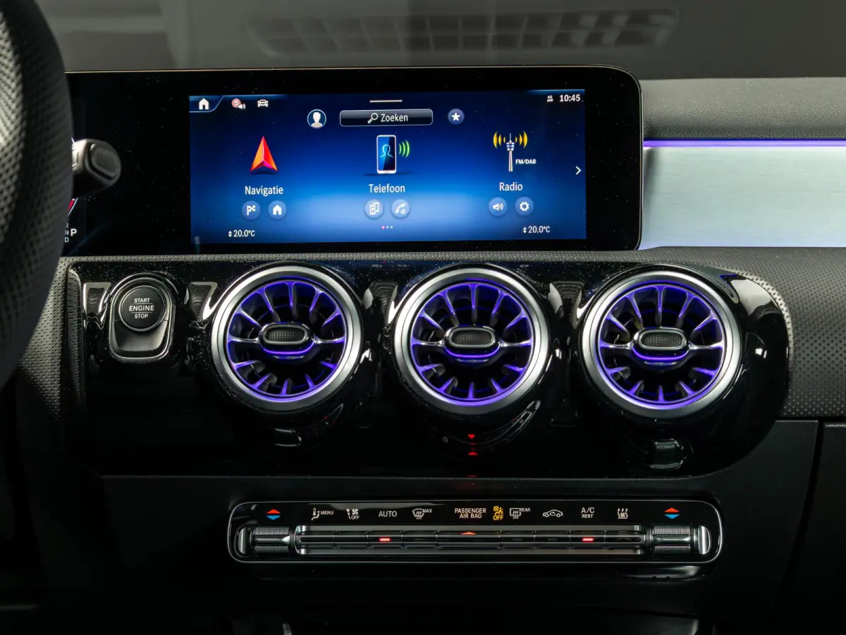 Hatchback 250 e Business Solution AMG | Premium PLUS | Panorama dak