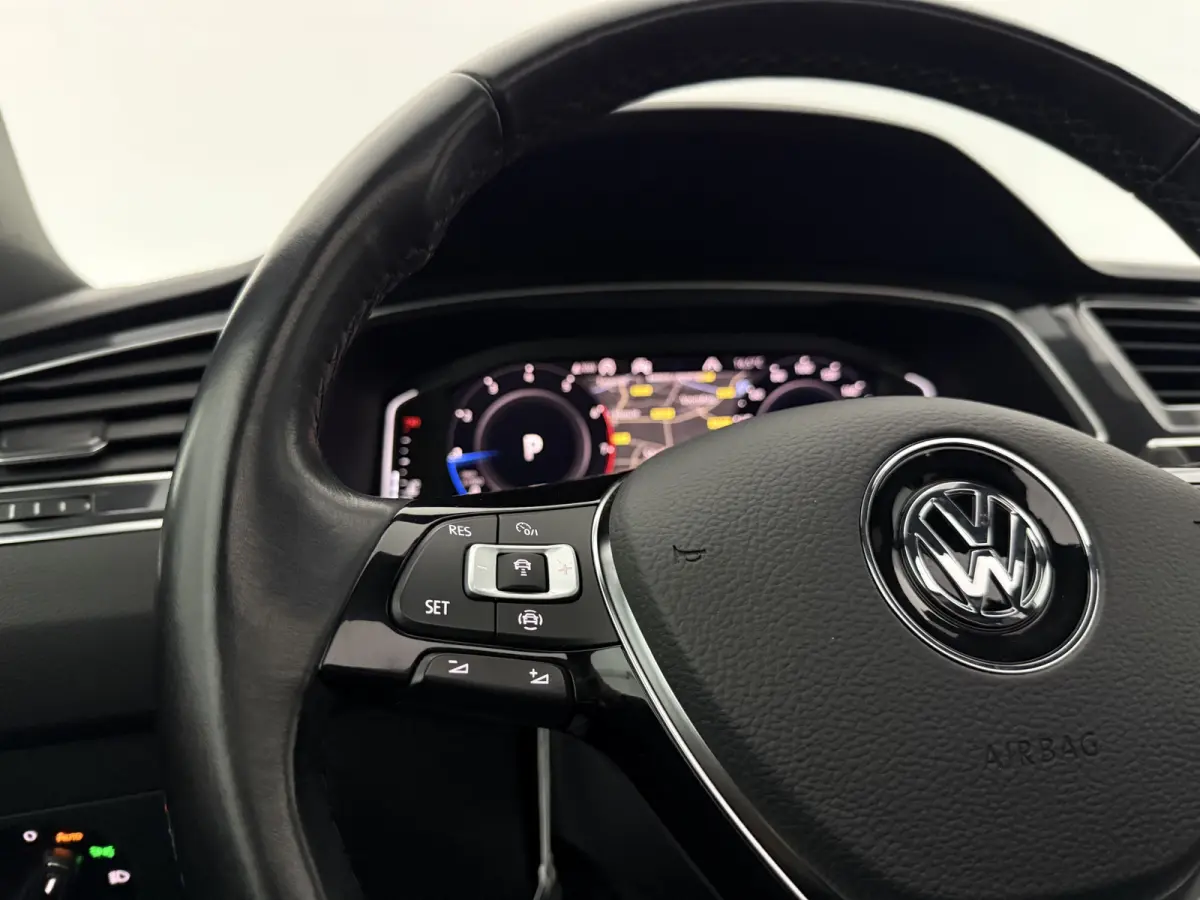 1.5 TSI Highline R-Line 7p. | Pano | Virtual | Cruise | Camera | Carplay | Trekhaak | NAP