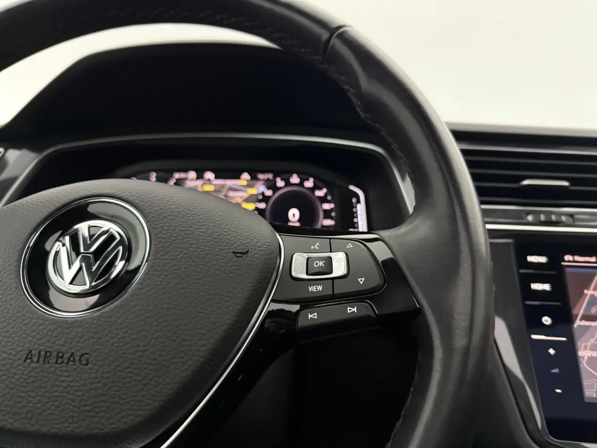 1.5 TSI Highline R-Line 7p. | Pano | Virtual | Cruise | Camera | Carplay | Trekhaak | NAP