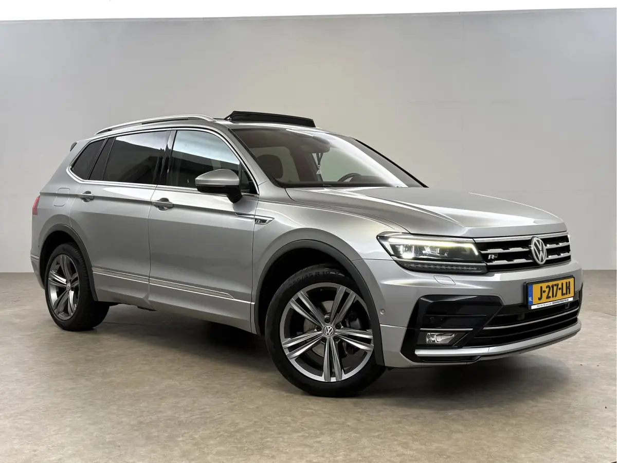 1.5 TSI Highline R-Line 7p. | Pano | Virtual | Cruise | Camera | Carplay | Trekhaak | NAP