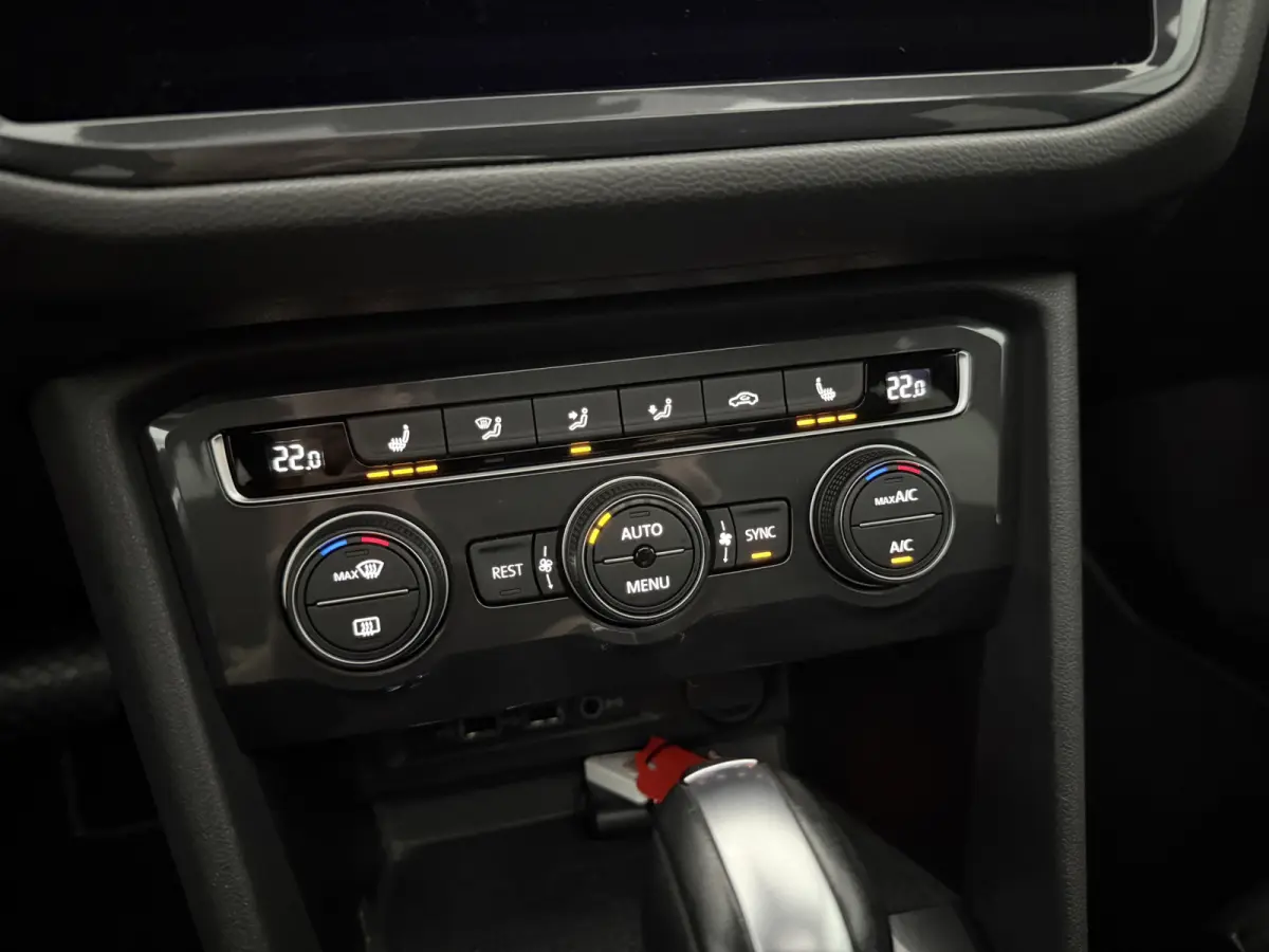 1.5 TSI Highline R-Line 7p. | Pano | Virtual | Cruise | Camera | Carplay | Trekhaak | NAP