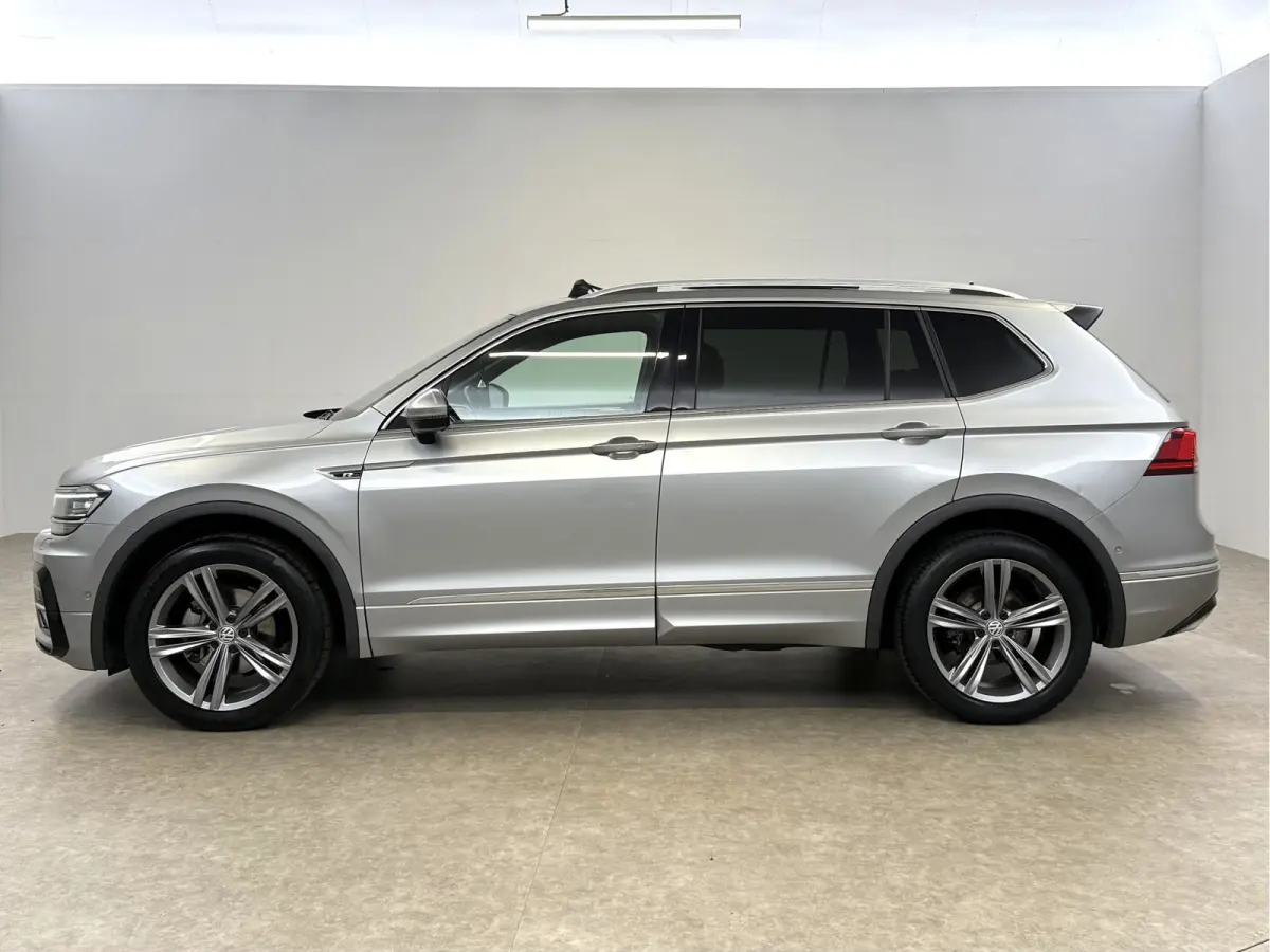 1.5 TSI Highline R-Line 7p. | Pano | Virtual | Cruise | Camera | Carplay | Trekhaak | NAP