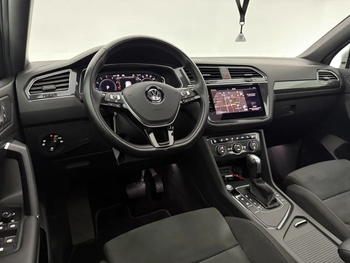 1.5 TSI Highline R-Line 7p. | Pano | Virtual | Cruise | Camera | Carplay | Trekhaak | NAP