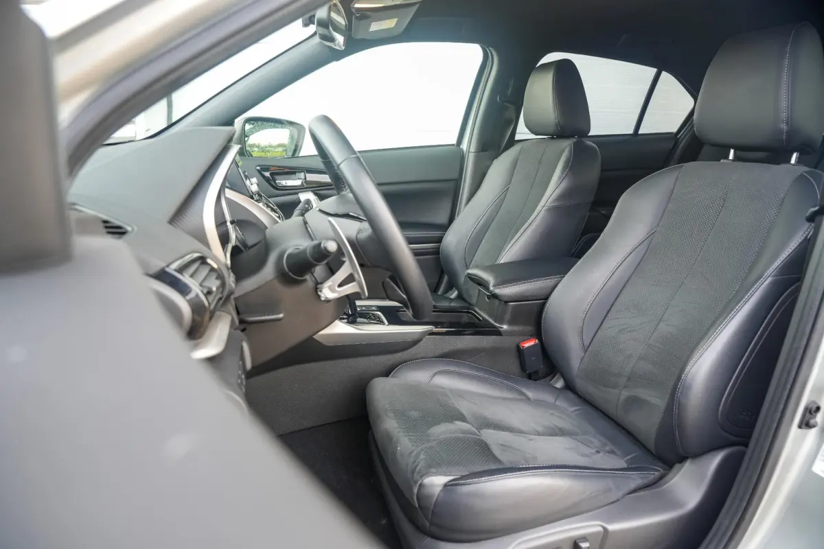 2.4 PHEV Intense+