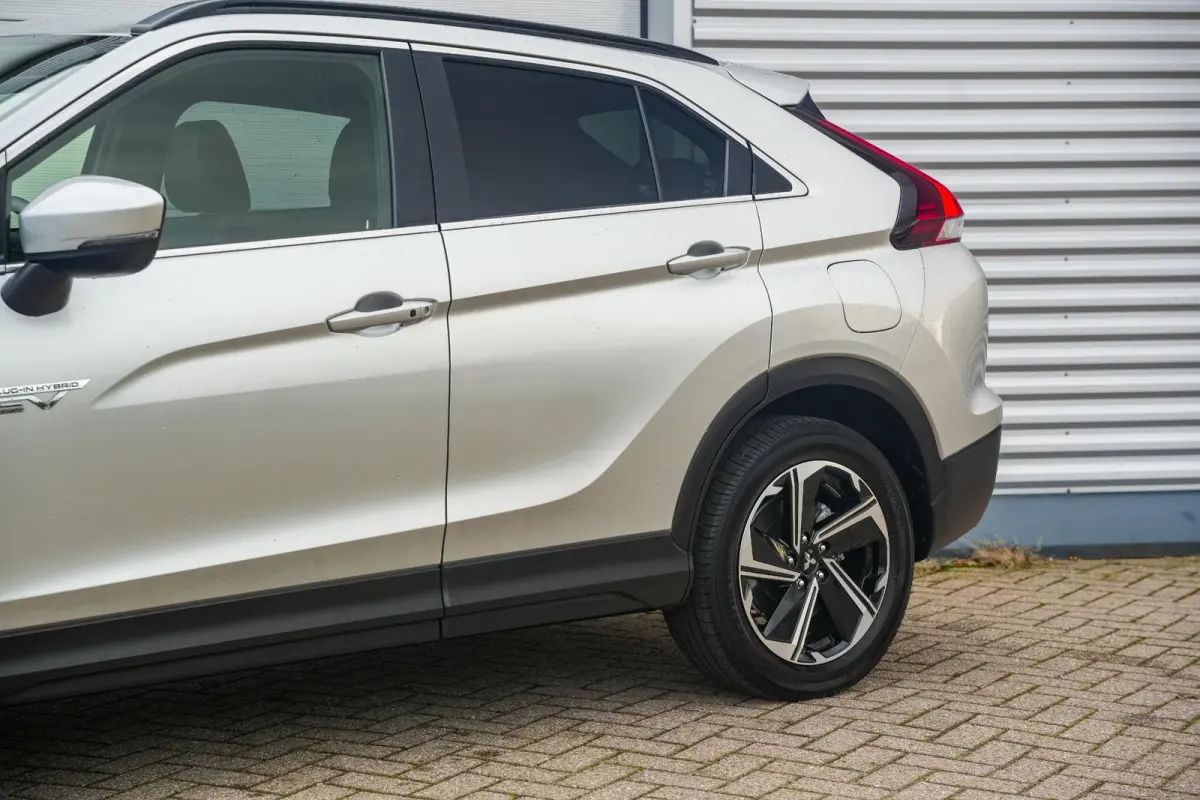 2.4 PHEV Intense+