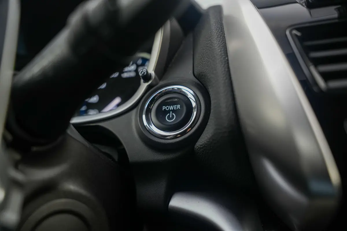 2.4 PHEV Intense+