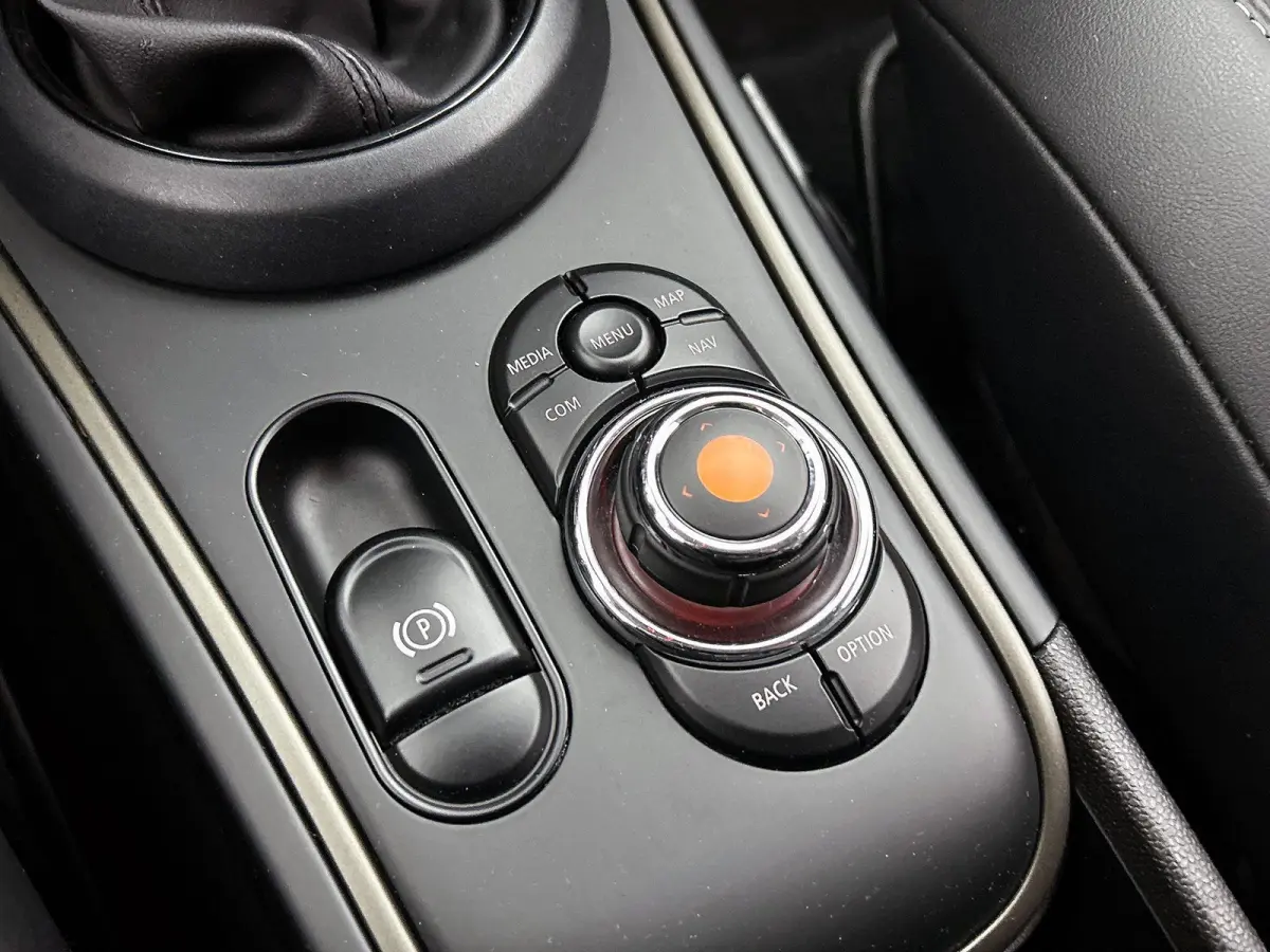 1.5 Cooper ALL4 Salt CAMERA | HEAD-UP | NAVI