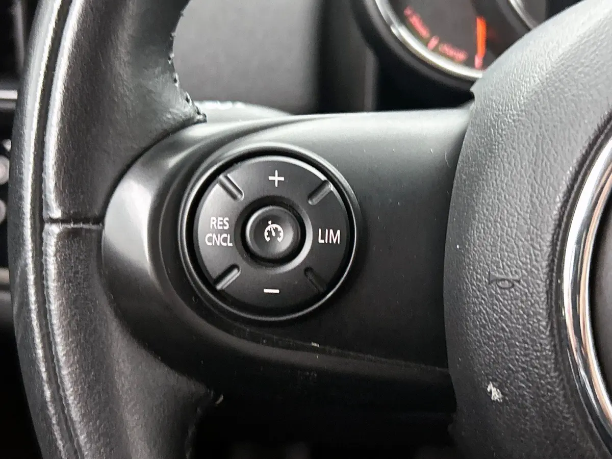 1.5 Cooper ALL4 Salt CAMERA | HEAD-UP | NAVI