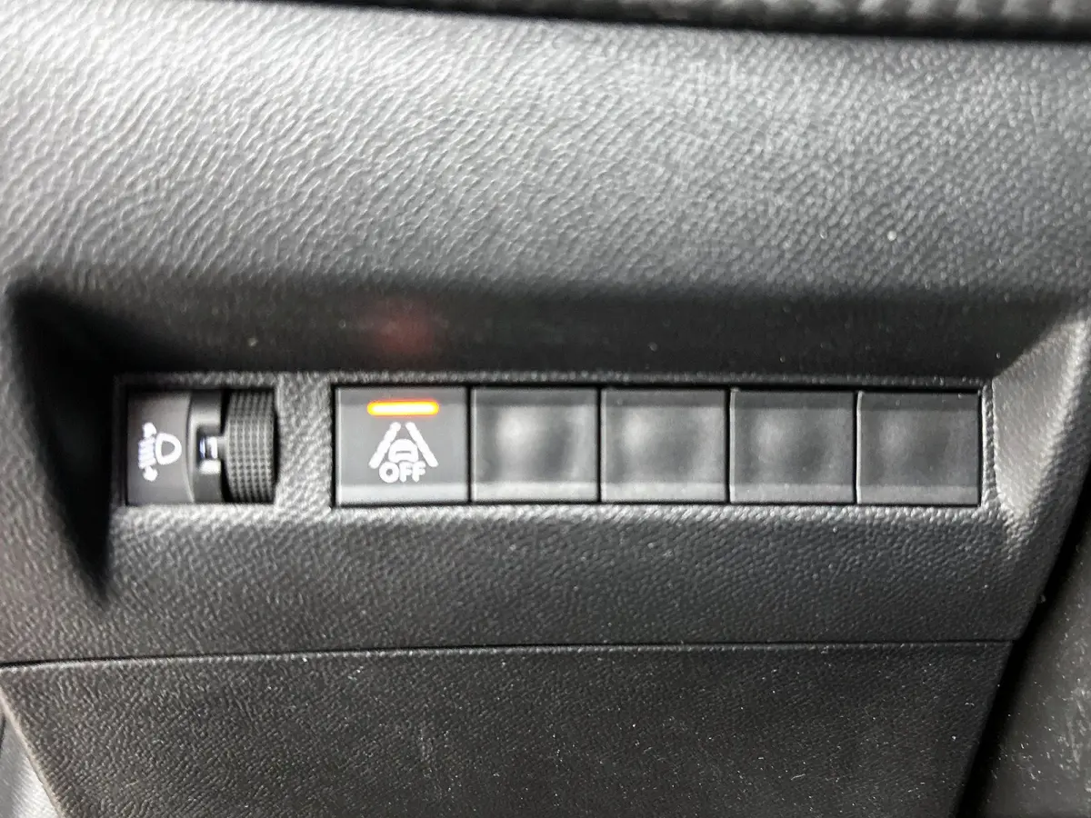 1.2 100pk AUT. Allure NAVI & CARPLAY | CRUISE