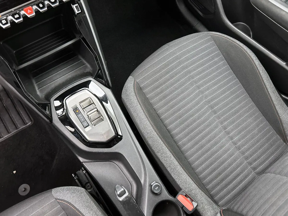 1.2 100pk AUT. Allure NAVI & CARPLAY | CRUISE