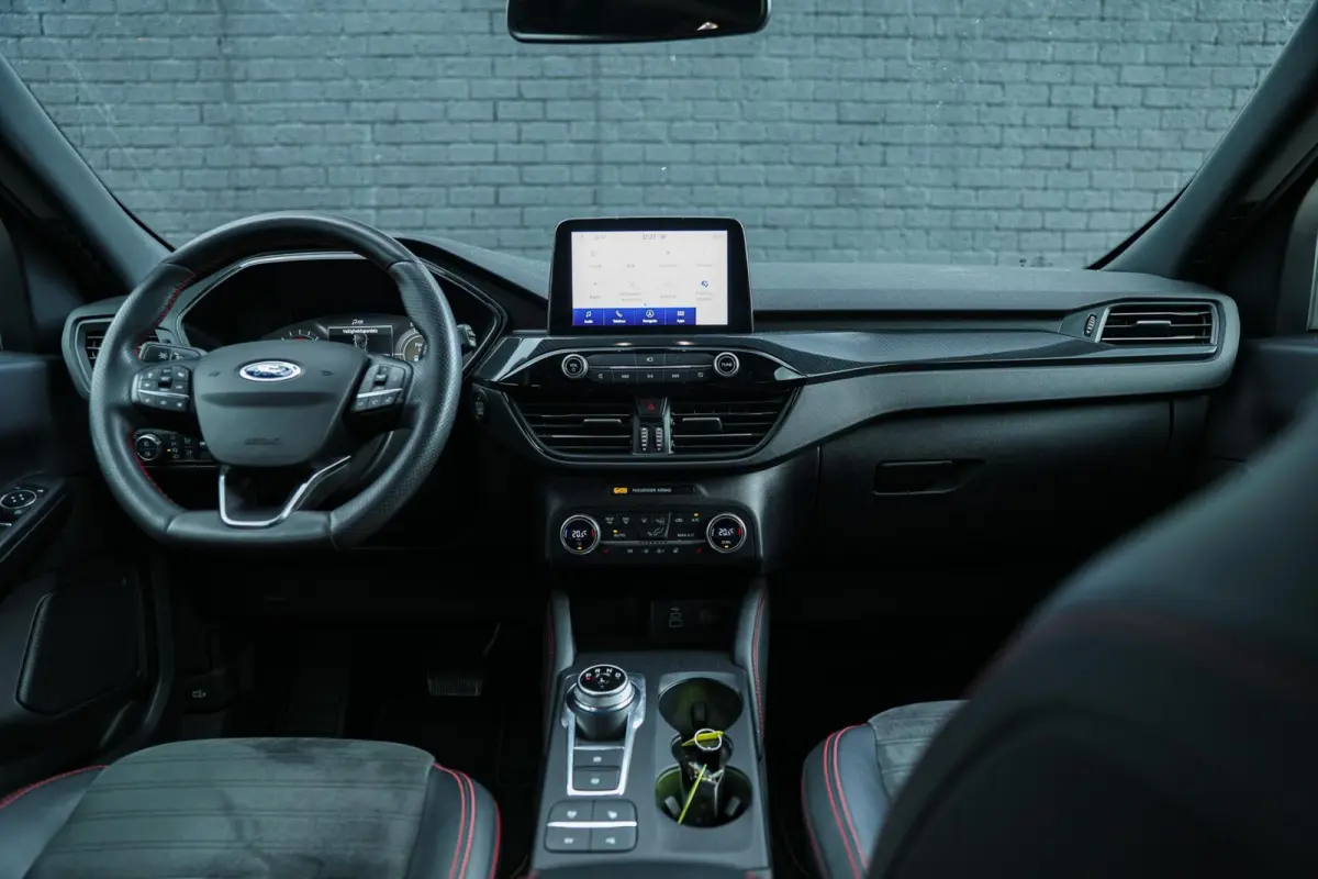2.5 PHEV ST-Line X PANO TREKHAAK ADAPTIVE CRUISE CAMERA STUURVERWARMING B&O