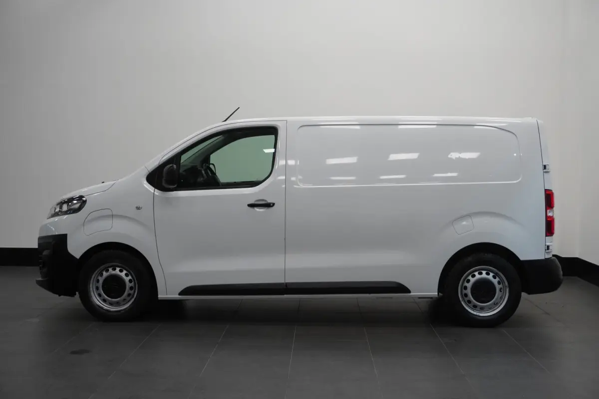 75 kWh 136PK - Airco - Cruise - Carkit - €19.900,- Excl.