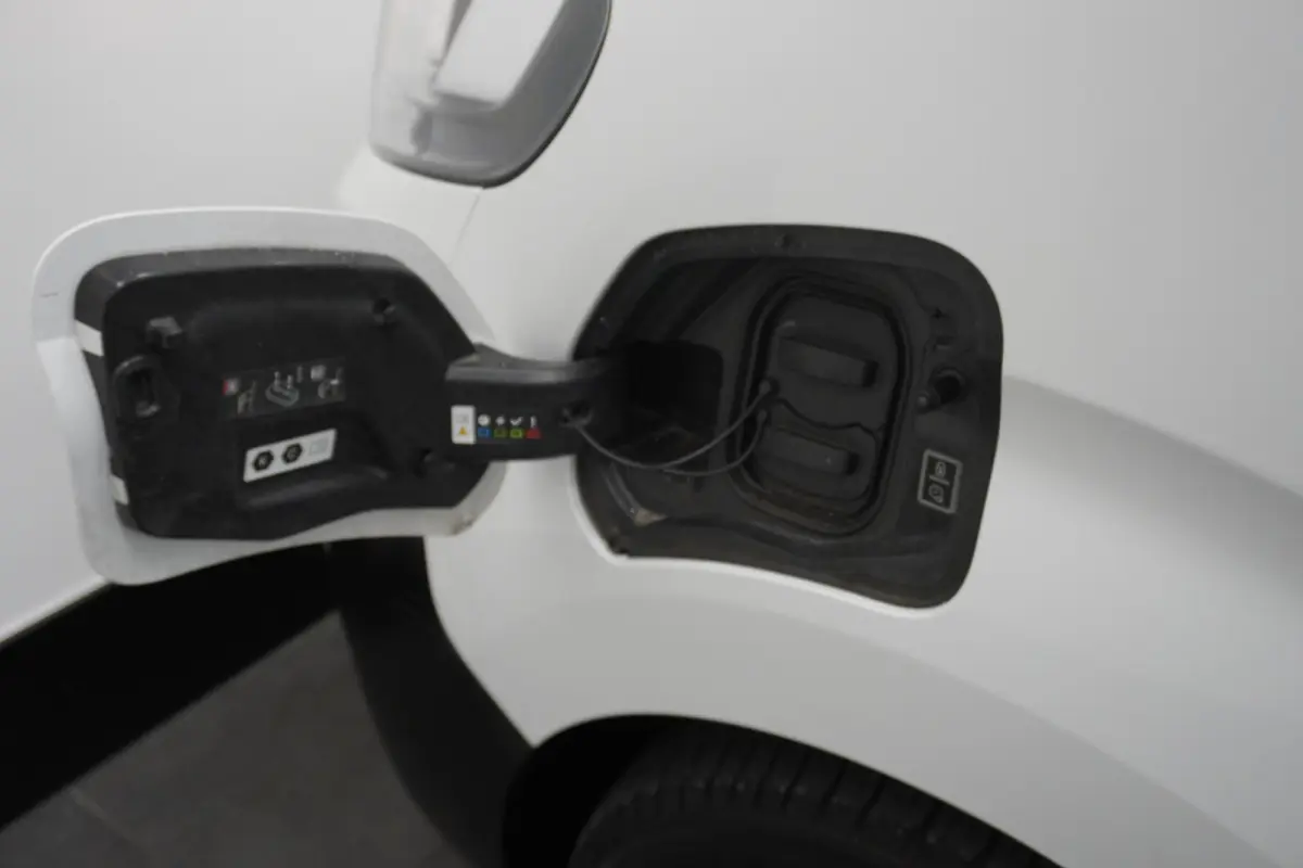 75 kWh 136PK - Airco - Cruise - Carkit - €19.900,- Excl.