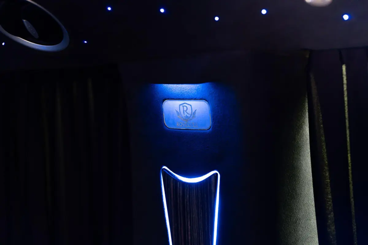 300d 4-MATIC Extra Lang | VIP | Koelbox | TV | Sterrenhemel | Massage |