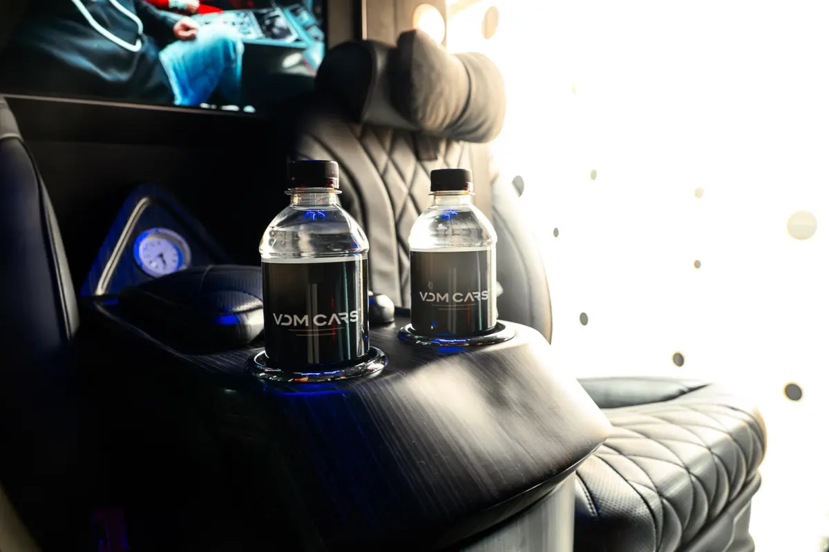 300d 4-MATIC Extra Lang | VIP | Koelbox | TV | Sterrenhemel | Massage |