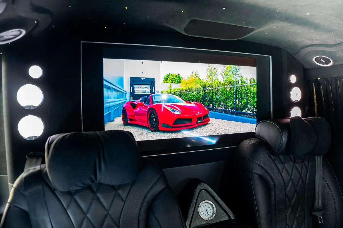 300d 4-MATIC Extra Lang | VIP | Koelbox | TV | Sterrenhemel | Massage |