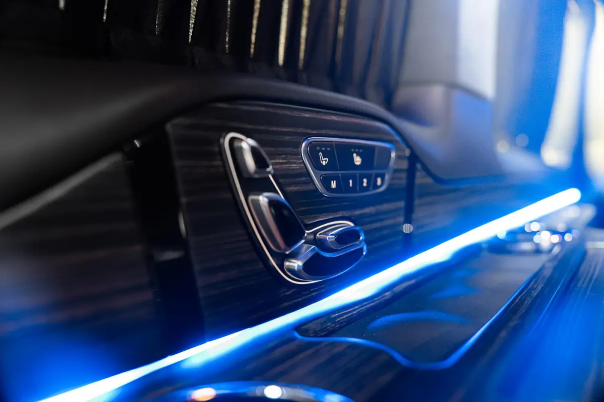 300d 4-MATIC Extra Lang | VIP | Koelbox | TV | Sterrenhemel | Massage |