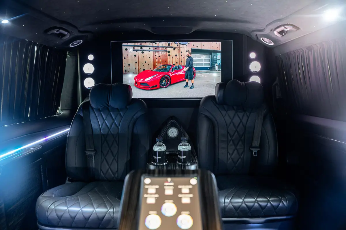 300d 4-MATIC Extra Lang | VIP | Koelbox | TV | Sterrenhemel | Massage |