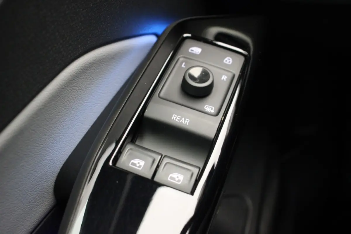 Pro S 77 kWh - Carplay, Camera, Stuur verw. SOH 90%