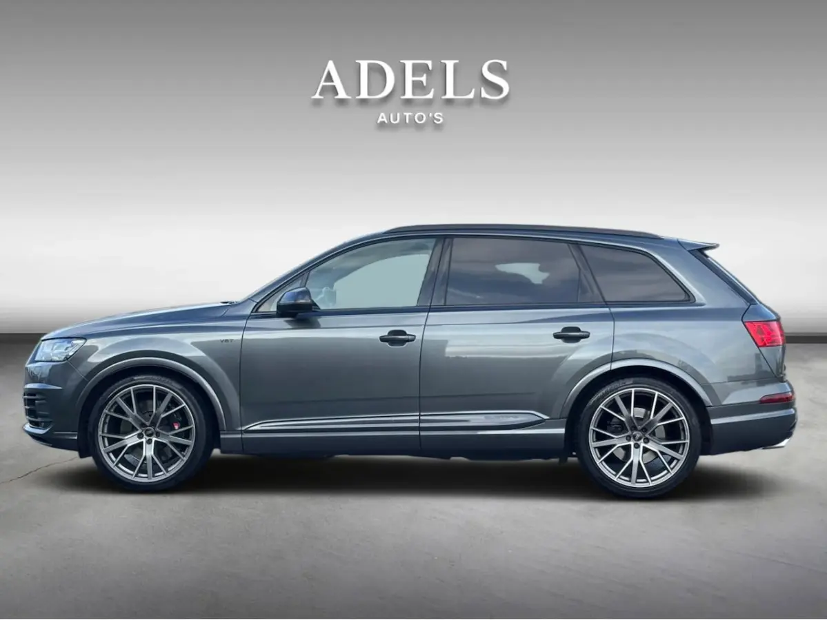 SQ7 4.0 TDI SQ7 quattro
