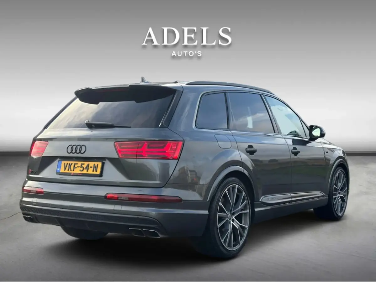 SQ7 4.0 TDI SQ7 quattro