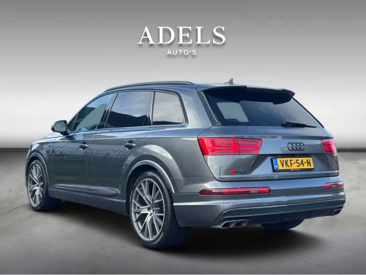 SQ7 4.0 TDI SQ7 quattro