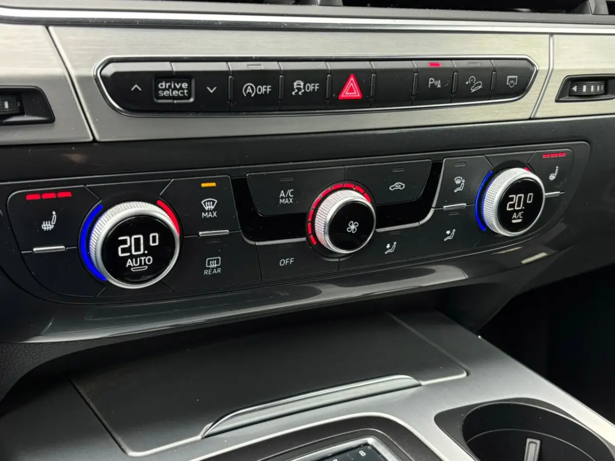 SQ7 4.0 TDI SQ7 quattro