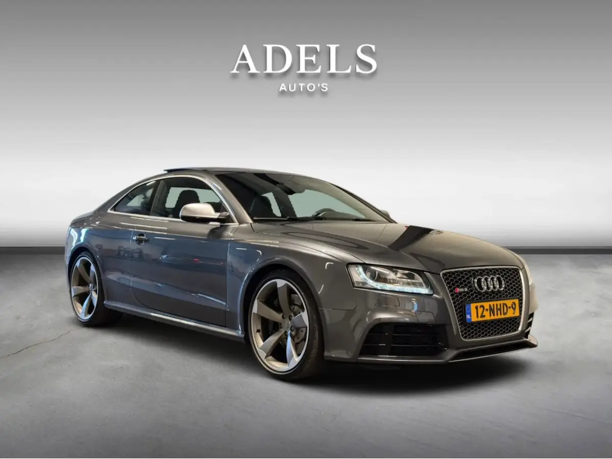 4.2 FSI RS 5 quattro