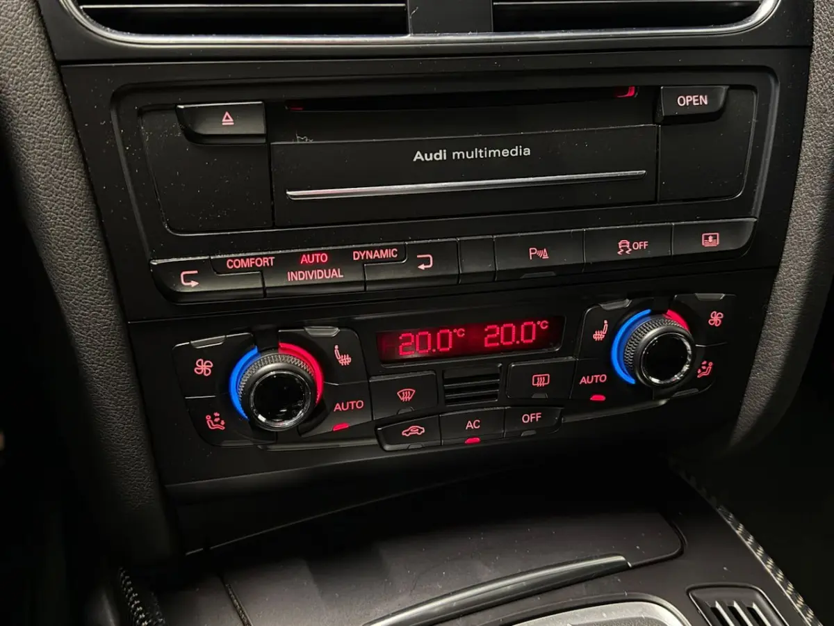 4.2 FSI RS 5 quattro