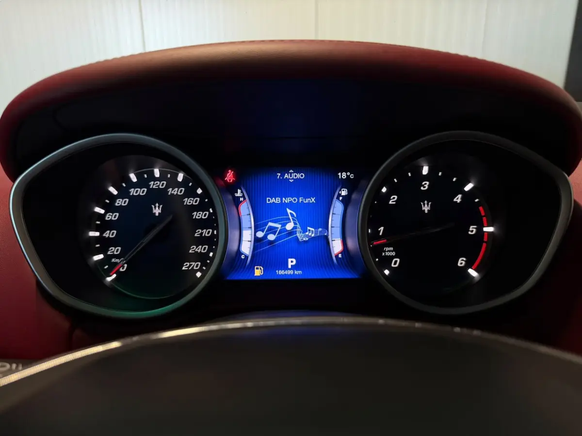 3.0 V6 D