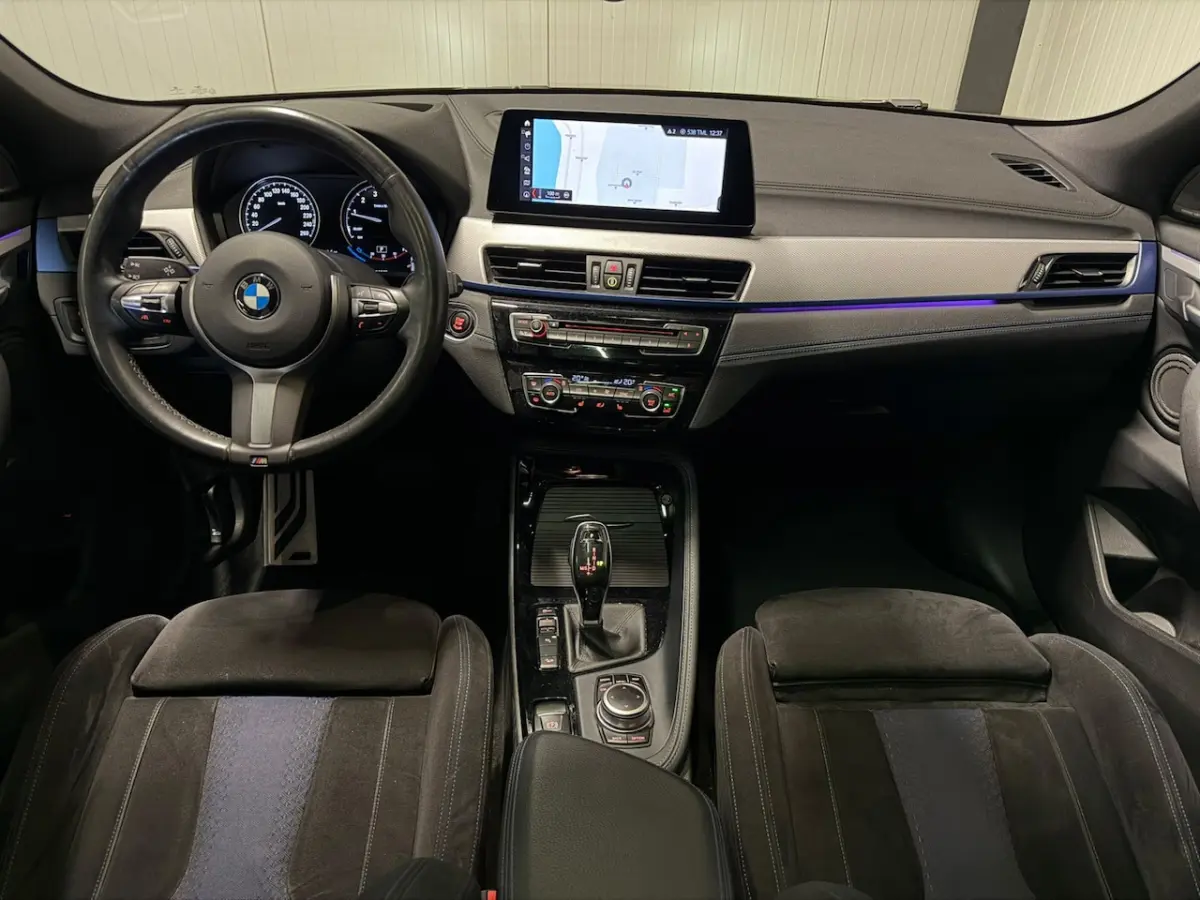 XDrive20i High Executive