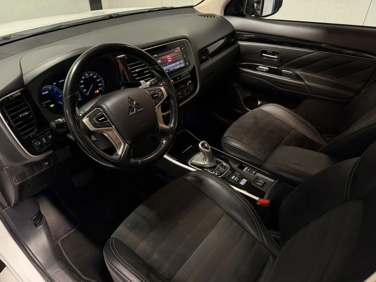 2.4 PHEV Intense