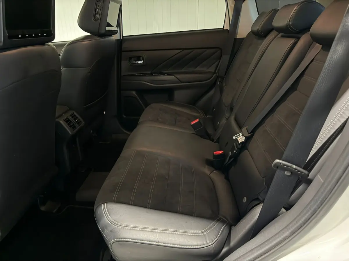 2.4 PHEV Intense
