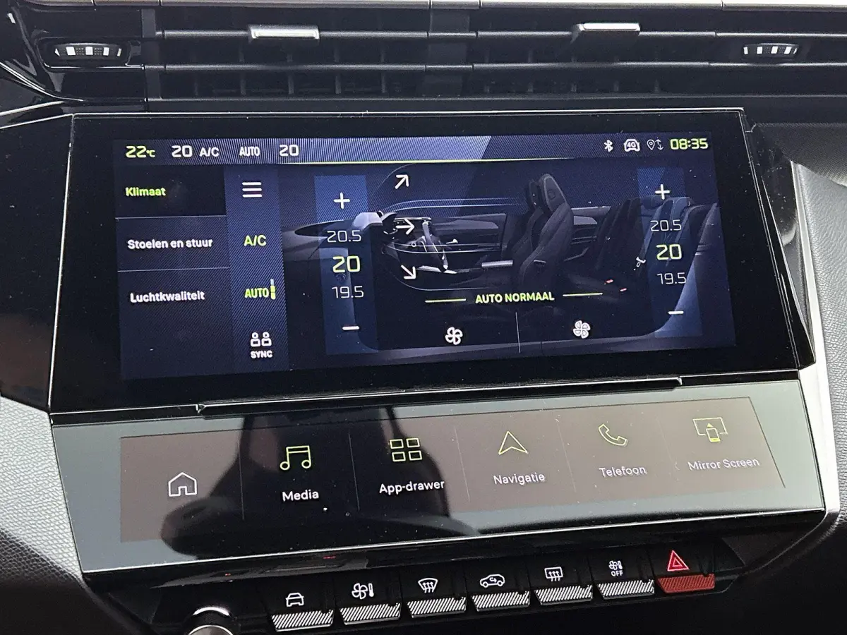 1.2 Hybrid 145pk GT Automaat | 360 Camera | Elektrische Bestuurdersstoel | Climate Control | Adaptieve Cruise Control | LED | 18"LMV | Keyless Entry/Start | Stuur/Stoelen Verwarmd | Apple Ca