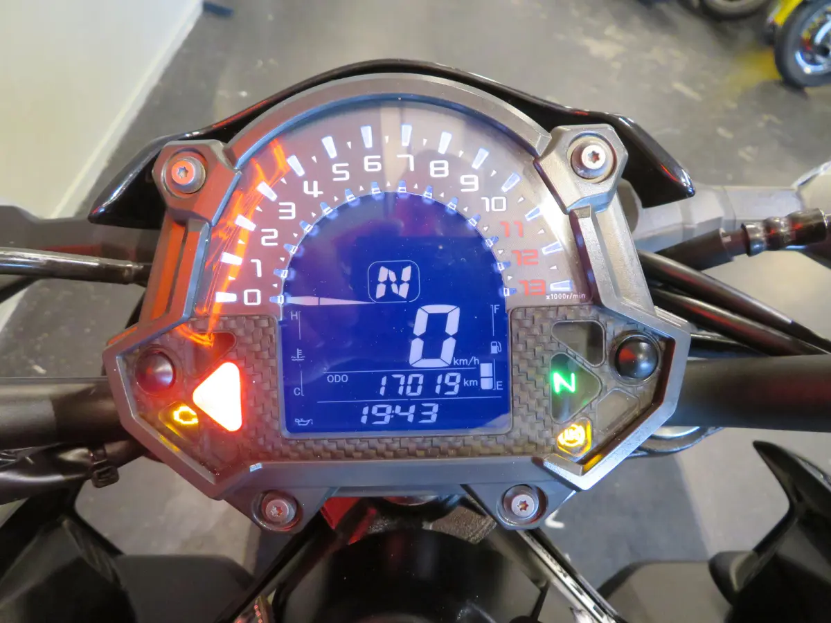 Z900 NIEUWSTAAT!
