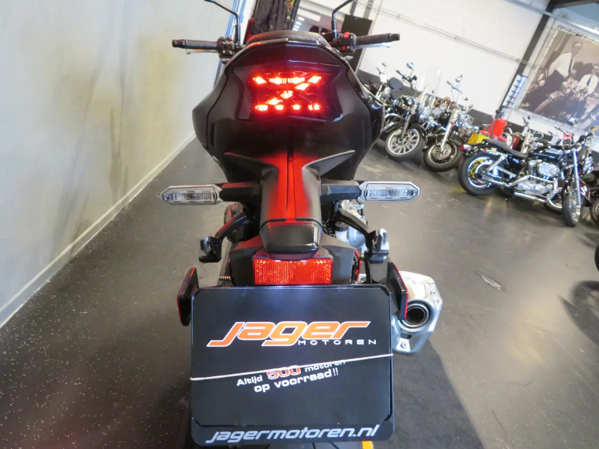 Z900 NIEUWSTAAT!