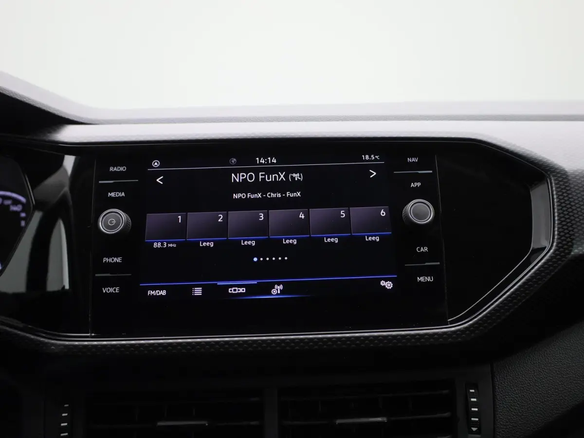 1.0 TSI Life 95 PK | Trekhaak | Airco | Apple Carplay | Android Auto | Adaptive Cruise Control | Lichtmetalen velgen |