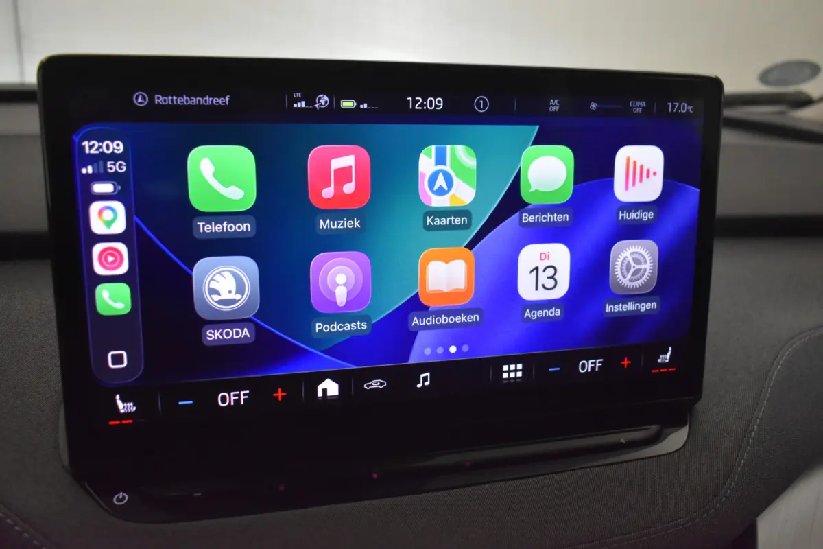 80 Camera 204 PK El aKlep+ Trekhaak Keyless Carplay