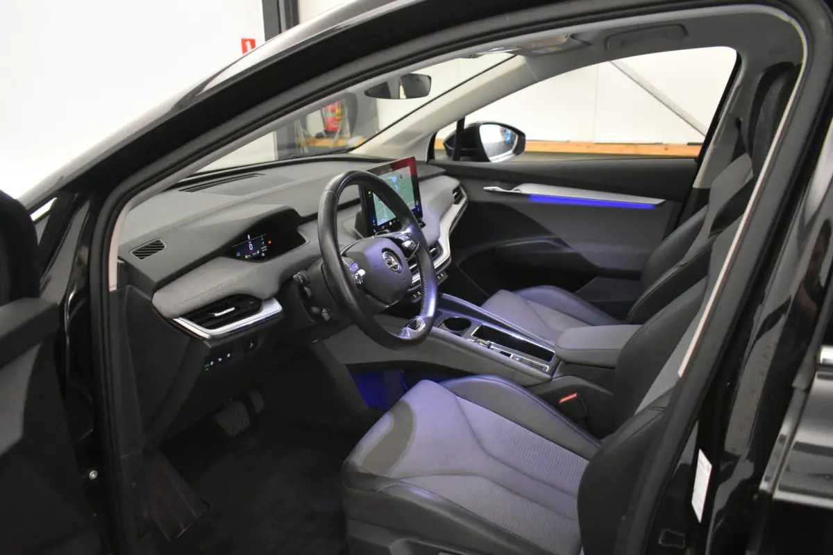80 Camera 204 PK El aKlep+ Trekhaak Keyless Carplay