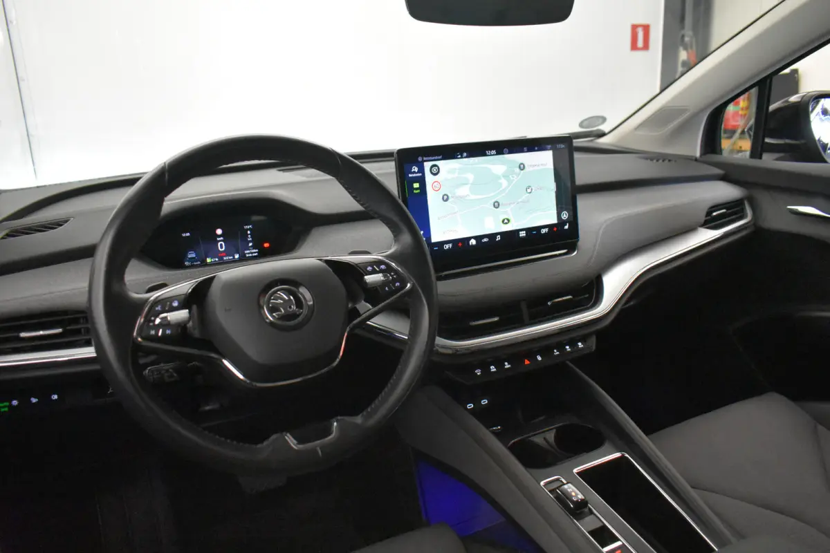80 Camera 204 PK El aKlep+ Trekhaak Keyless Carplay