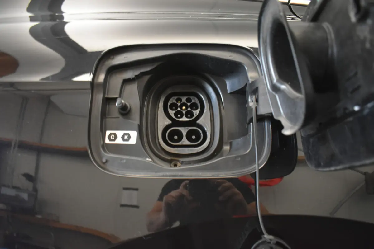 80 Camera 204 PK El aKlep+ Trekhaak Keyless Carplay