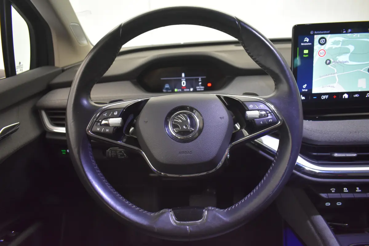 80 Camera 204 PK El aKlep+ Trekhaak Keyless Carplay