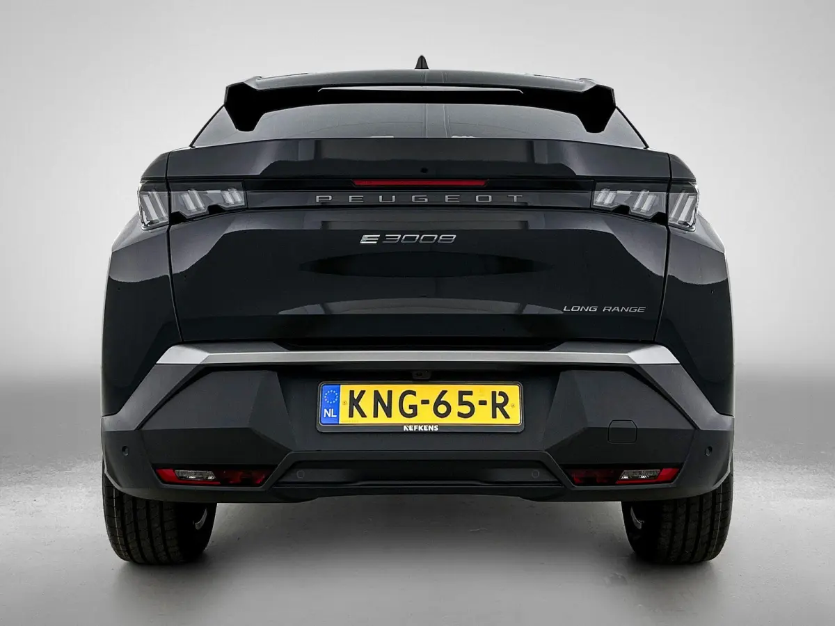Allure Long Range 230pk 97 kWh Automaat | Tot 8 Jaar Garantie | Verwarmbare stoelen | Cruise control | Climate control | Achteruitrijcamera | 19" lichtmetalen velgen