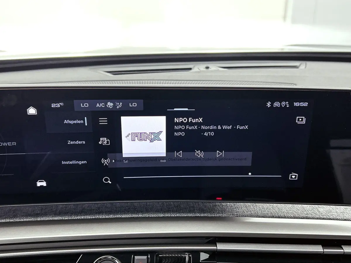 Allure Long Range 230pk 97 kWh Automaat | Tot 8 Jaar Garantie | Verwarmbare stoelen | Cruise control | Climate control | Achteruitrijcamera | 19" lichtmetalen velgen
