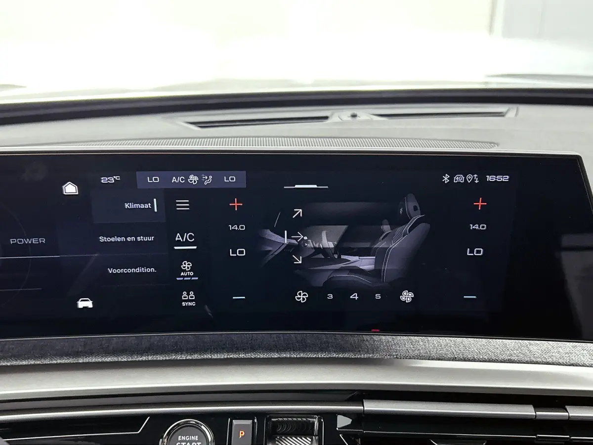 Allure Long Range 230pk 97 kWh Automaat | Tot 8 Jaar Garantie | Verwarmbare stoelen | Cruise control | Climate control | Achteruitrijcamera | 19" lichtmetalen velgen