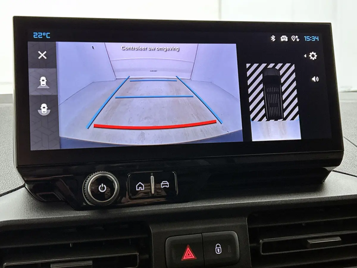 136pk L2 50 kWh Automaat | Houten Vloer | Navigatie | Stoelverwarming | Full-LED | Airco | Cruise Control | Camera | Apple Carplay/Android Auto |